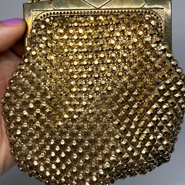 1920s Art Deco Gold Mesh Coin Purse with Kiss-Lock Frame 