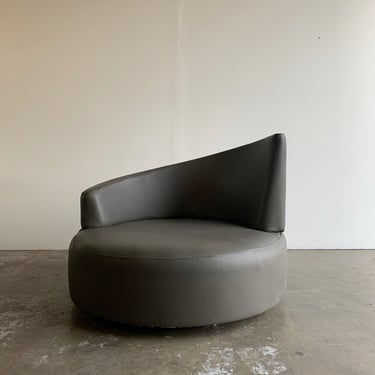 Oversized kagan style lounge chair 