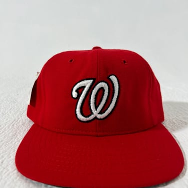 Vintage DS Washington Nationals ROMAN PRO Fitted Hat