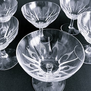 Vintage crystal stemware set of 6 Coupe glasses for champagne or martini cocktails, Mid Century starburst pattern stemmed bar glasses 