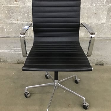 Ribbed Office Chair (Seattle)