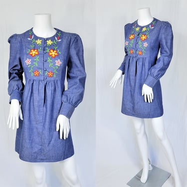 1970's Chambray Blue Embroidered Floral Short Smock Dress I Sz Med I Joseph Magnin I Baby Doll 