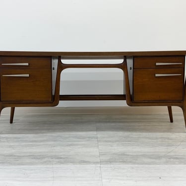 Mid-Century Modern Executive Desk With Floating Drawers & Lots Of Patina (SHIPPING NOT FREE) 