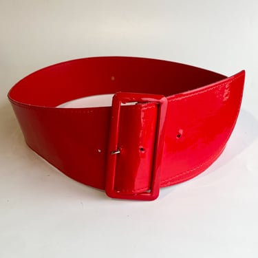 Cherry Red Curved Wide Belt, sz. Small