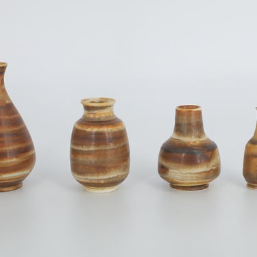 Small Mid-Century Scandinavian Modern Collectible Honey Stoneware Vase by Gunnar Borg for Höganäs Ceramics, 1960s, Set of 4 