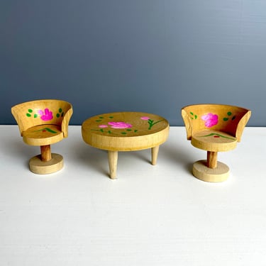 Wooden dollhouse table and chair - made in Japan - 1970s vintage 