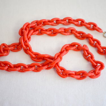 Vintage Red Plastic Chain Link Necklace 
