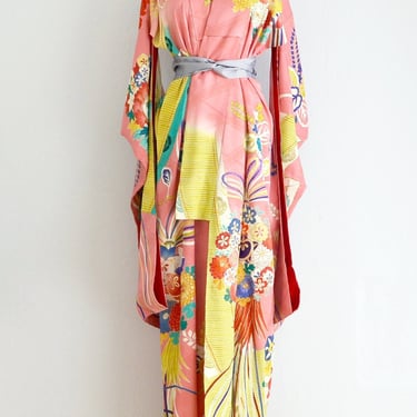 30s Peach Embroidered Kimono
