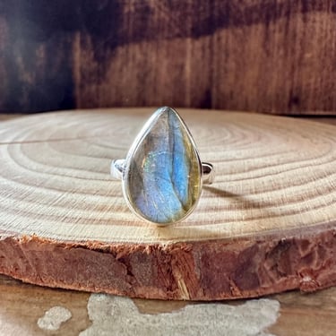 SLIM TEARDROP LABRADORITE Sterling Silver Ring | Handcrafted in India | Protection, Transformation, Creativity | Size 7 