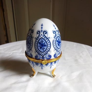 VINTAGE Egg Trinket Box, White, Blue and Gold Ring Dish, Home Decor 
