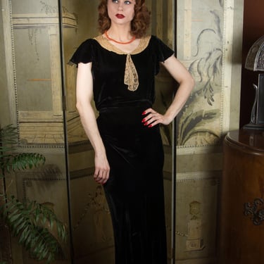 1930s Dress - Wounded Bird - Early 30s Plush Black Velvet with Ecru Alençon Lace As Is 