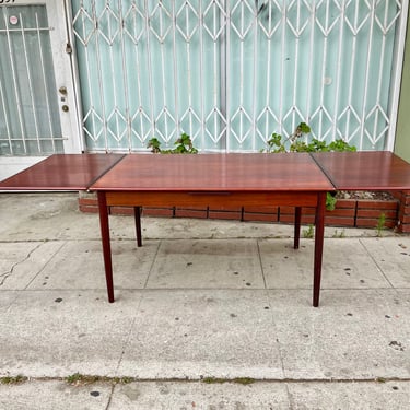 1960s Danish Modern Rosewood Dining Table by Am Mobler 