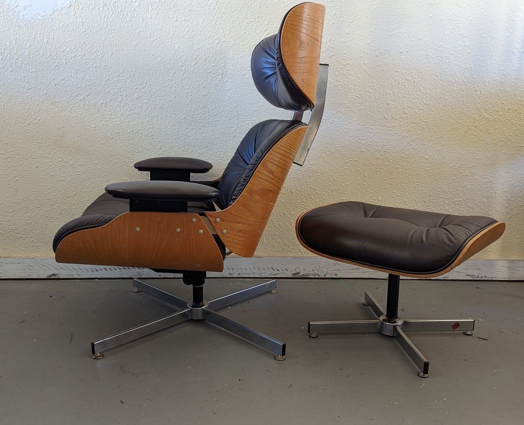 Mid Century Modern Herman Miller Style Lounge Chair and Ottoman Mod