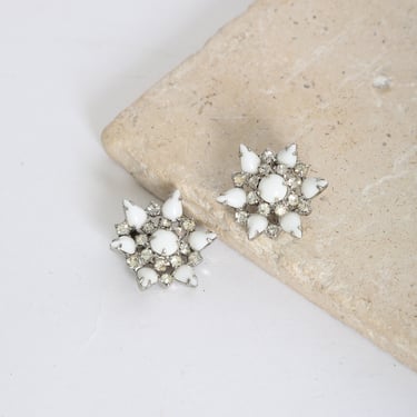 Vintage 60s milk glass rhinestone star clip on earrings 