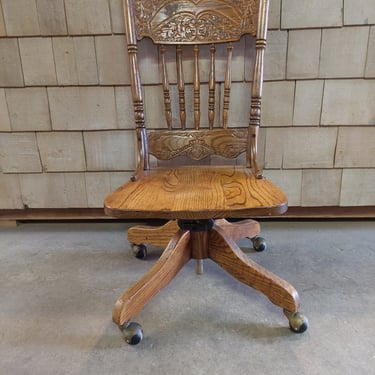 Antique Style Rolling Chair
