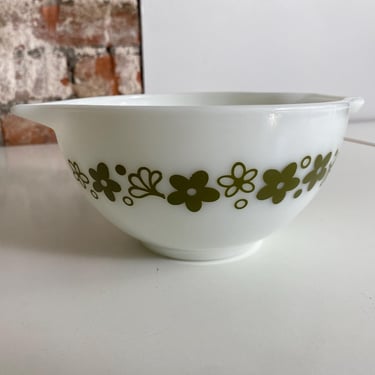 Vintage Pyrex Cinderella Bowl - Crazy Daisy - Spring Blossom - 441 