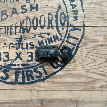 Victorian Eastlake Salvaged Cabinet Latch Door Hardware 