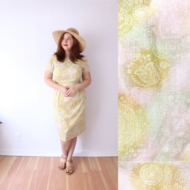 SIZE M/L 60s Vintage Pastel Paisley Day Dress - A Line Floral Wiggle Spring Dress - Soft Woven Cotton Tie Dye Summer Dress 