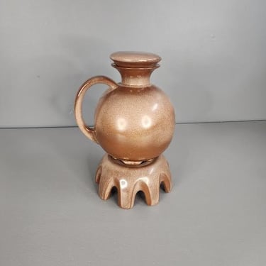 Frankoma Pottery 82 Carafe / Lid with 82W Warming Stand 