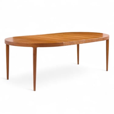 Skovmand & Andersen for Moreddi Mid Century Danish Teak Expanding Dining Table with 2 Leaves - mcm 