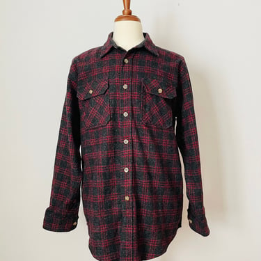 Vintage Woolrich / Dark Gray / Red Flannel Button Up Shirt / Unisex / FREE SHIPPING 