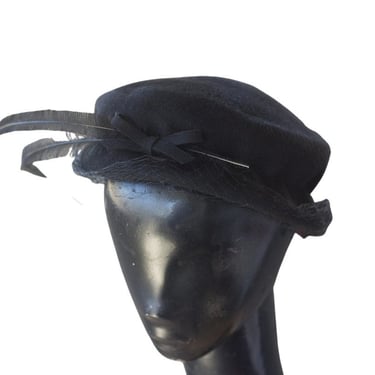 Vintage 1960s/50s Black Pillbox Hat with Feather Accent | Hat Pin | Bow 
