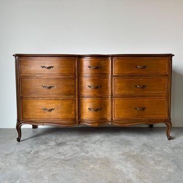 1970's Vintage Drexel   Touraine French Provincial  9 - Drawers Walnut  Dresser 