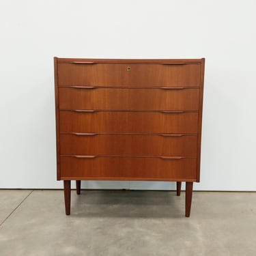 Vintage Danish Mid Century Modern Teak Dresser 