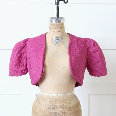 vintage 1930s 40s quilted bolero • raspberry pink puffed short sleeve bedroom jacket 