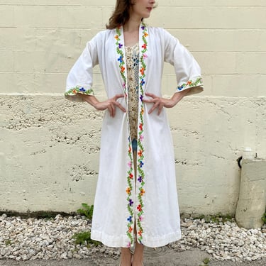 70's Embroidered Peacock Robe