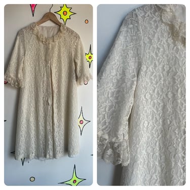 Vintage 50s 60s | Off White Lace Babydoll Boudoir Robe Kimono 