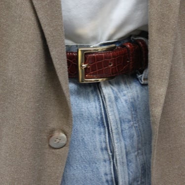 Classic Vintage Chestnut Embossed Leather Belt