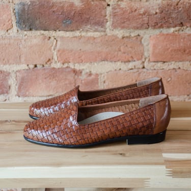 brown woven leather loafers | 80s 90s vintage dark academia preppy flat loafers US size 9.5 