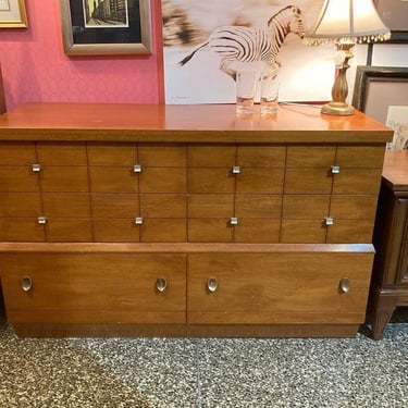 6 drawer mid century dresser. 50.5” x 18.5” x 31.5”