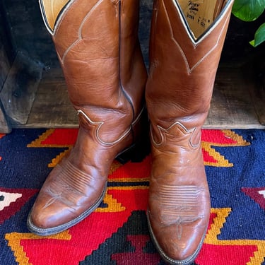 TONY LAMA Brown Leather Boots | 1970's Vintage Boots | Cowboy Southwestern | Size 9 