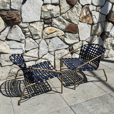 Pair of Brown Jordan Kantan Patio Lounge Chairs Mid Century Modern Outdoor Patio Furniture 