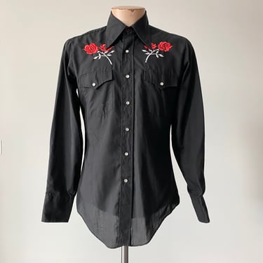 Vintage Western Pearl Snap Button Up / Black Western Style Shirt with Embroidered Roses / Vintage Menswear / Vintage Western Snap Up Small 