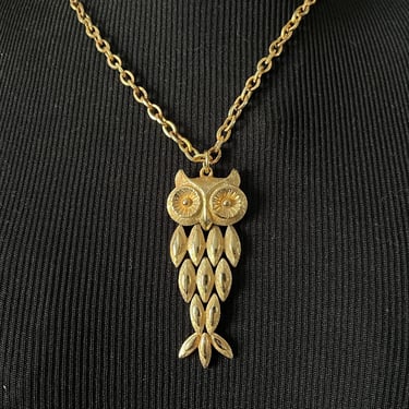 vintage owl necklace 1970s gold segmented big pendant and chain 