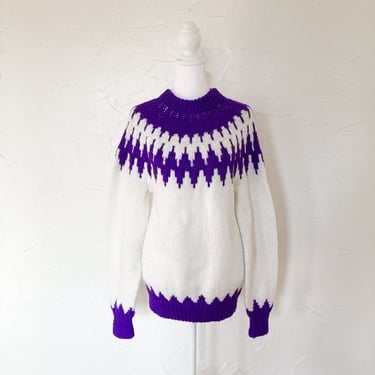 70s Two Toned White Purple Hand Knit Chunky Warm Fair Isle Sweater | Medium/Large 