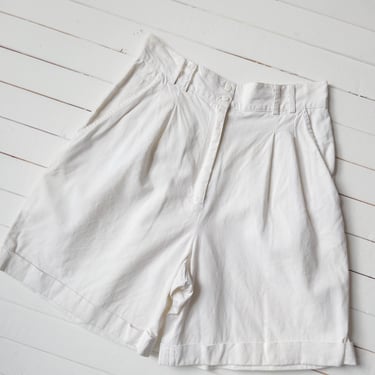high waisted shorts | 80s 90s vintage white linen cotton pleated shorts 