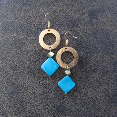 Blue mother of pearl shell and gold earrings 