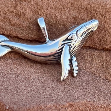 Kabana ~ Vintage Sterling Silver Small Detailed Whale Pendant 