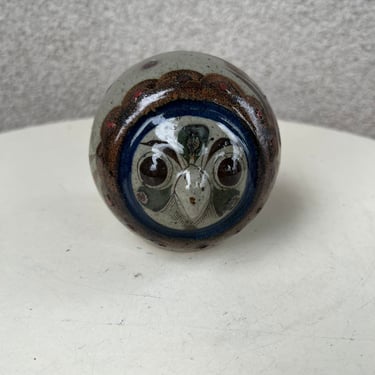 Vintage Mexican folk art pottery round owl ball 3D size 4” 