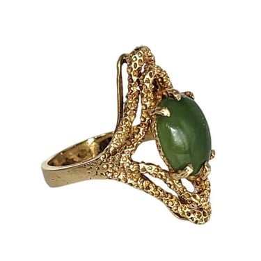 Vintage 60s 14K Gold Ring Jade Cabochon 