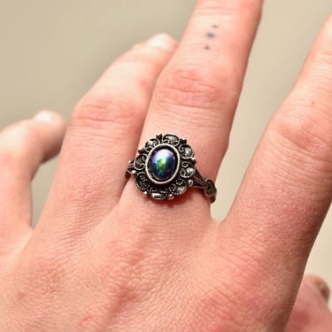 Vintage Sterling Silver Hematite Ring, Natural Rainbow Hematite, Oxidized Sterling Silver Setting, '925' Silver Ring, Size 8.5 US 