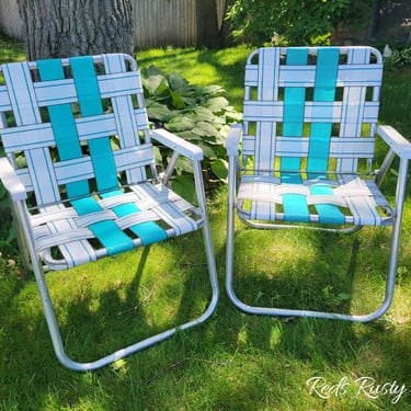 Mid Century Pair of Vintage Sunbeam Turquoise & White Webbed and Aluminum Folding Garden/Lawn Lounge Chairs 