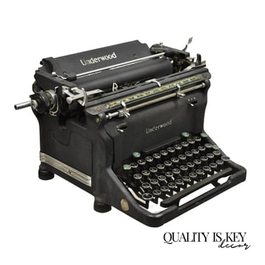 Antique 1940s Underwood Manual Typewriter