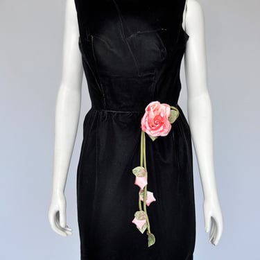 1950s black velvet dress with floral detail S 