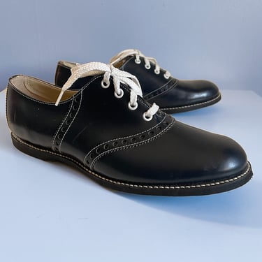 Vintage 1950s ‘60s navy blue saddle shoes | ‘50s leather oxfords, sock hop costume, rare ladies larger size 