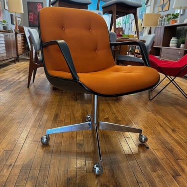 Vintage Steelcase Swivel Office Chair in Orange
